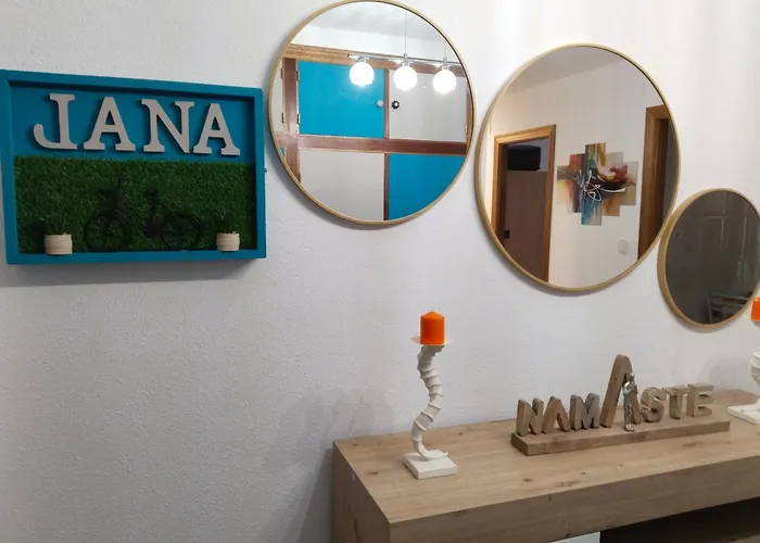 Jana * סנטילנה דל מר